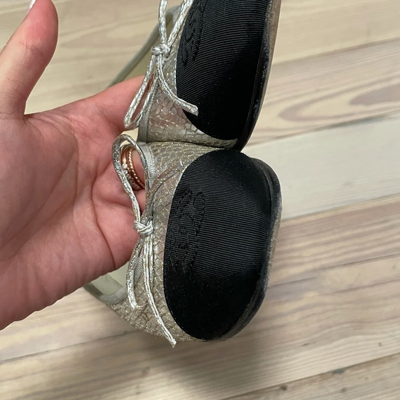 Chanel flat shoes - Picture 4 of 4